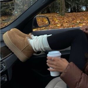 UGG Women's Classic Ultra Mini Platform